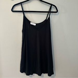 Carly Jean Los Angeles v neck tank